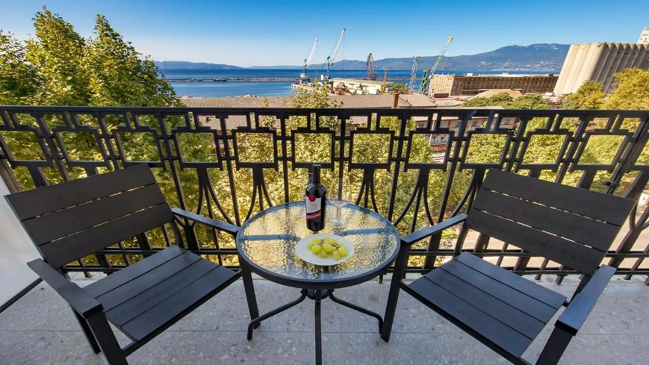 Apartments Bristol Rijeka