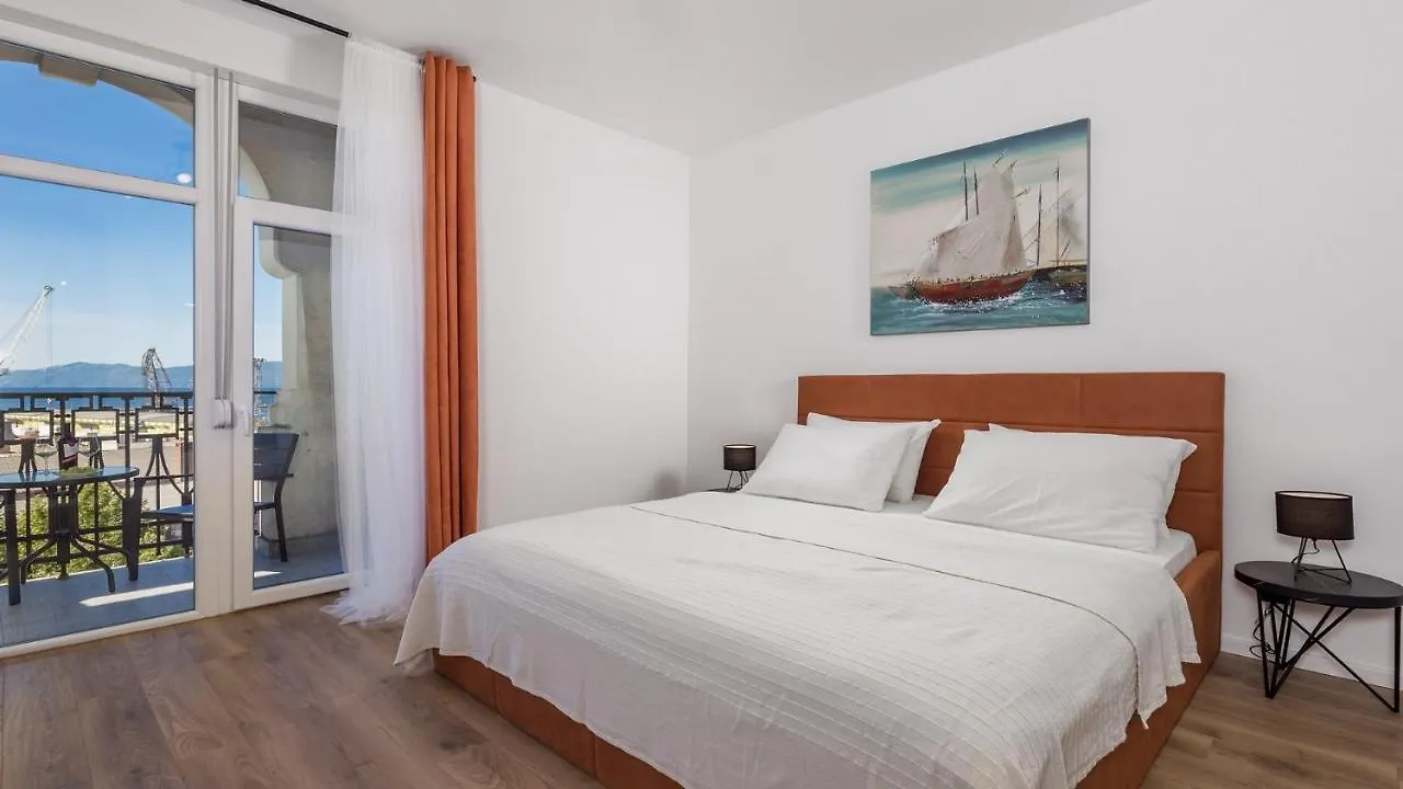 Apartments Bristol Rijeka